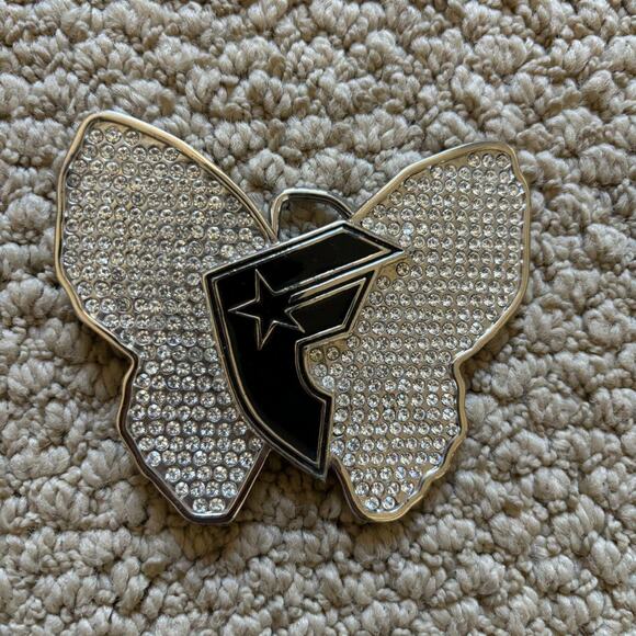 Famous stars and straps butterfly - Picture 1 of 5
